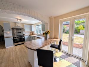 Photo 23- click for photo gallery